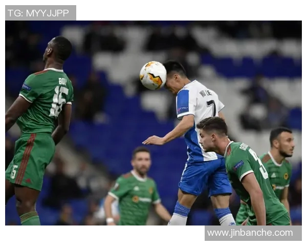 圣塔菲与国民竞技的激烈对决揭示了足球战术的魅力与球队精神的碰撞